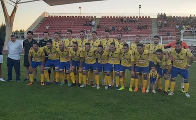 El Extremadura UD «B» gana al Villafranca y se alza con el Trofeo «Virgen Coronada»