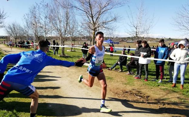 El CAPEX consigue siete victorias individuales y cuatro por equipos en el Cross de Casar de Cáceres