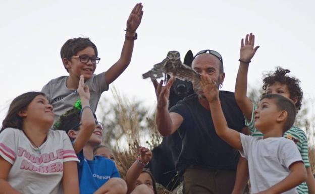 Ayuntamiento y AMUS renuevan el convenio para asentar en Villafranca el Aula de Naturaleza