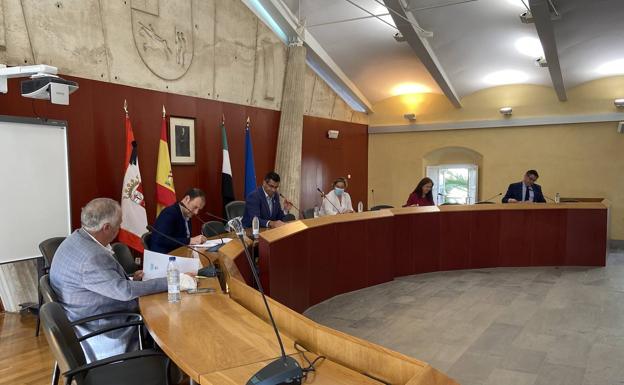 Las cuestiones urbanísticas centraron el debate del último pleno de la localidad
