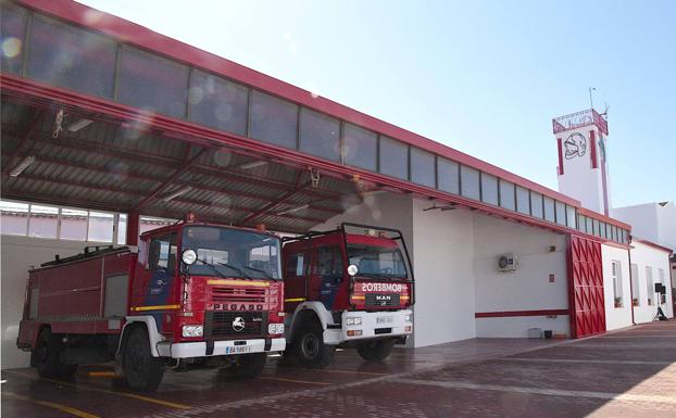 El parque de bomberos de Villafranca vuelve a la actividad tras su cierre por dar apoyo al de Almendralejo