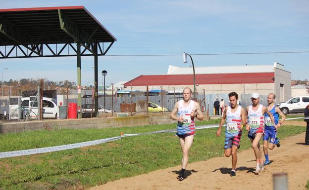 40 atletas de CAPEX participarán este domingo en la liga de campo a través de Extremadura