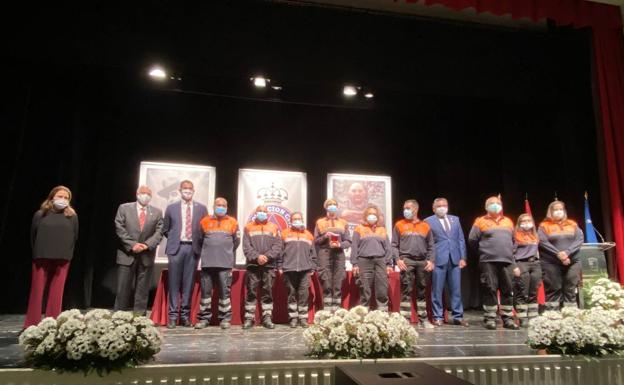 Protección Civil, José Cascales Muñoz y Juan de la Peña, homenajeados en el 'Día de la Ciudad'