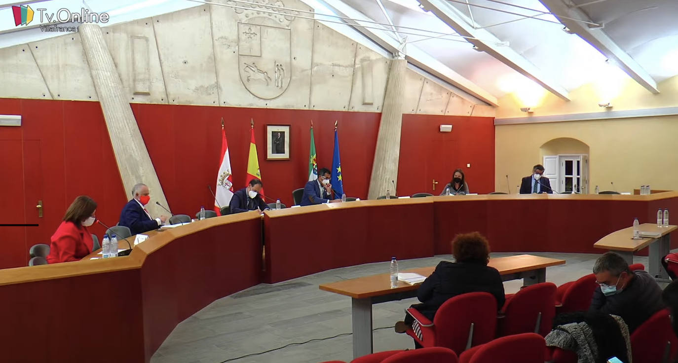 Ramón Ropero pide en Pleno que el secretario del ayuntamiento de Villafranca rectifique ciertos errores
