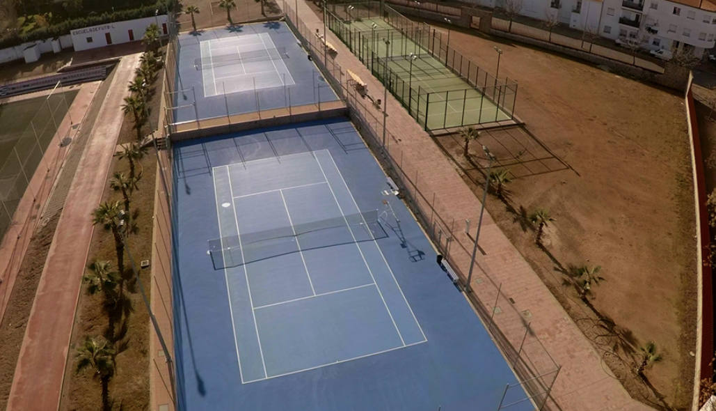Descontento por parte de los clubes deportivos de Villafranca tras la decisión del alcalde tras no permitir una reunión con las familias con niños