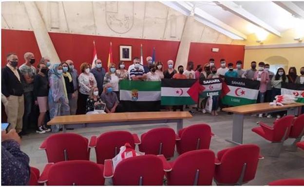 La corporación municipal recibe a los estudiantes del proyecto madrasa Extremadura
