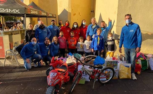 Éxito en la campaña de recogida de juguetes realizada por el 'Motor Club Domingueros Moteros' para familias desfavorecidas