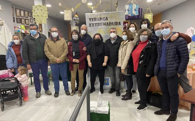 'Teranga Extremadura' inaugura su V Mercadillo Solidario de Navidad