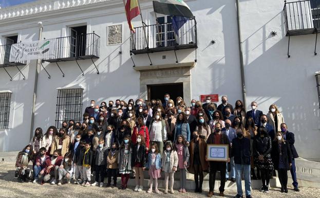 El Ayuntamiento homenajea a Moncovil en su XXV aniversario