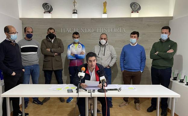 La Junta Directiva del CAPEX pide la dimisión o destitución de la concejal de Deportes