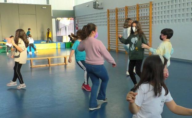 Festival de Folklore Infantil a beneficio del pueblo ucraniano