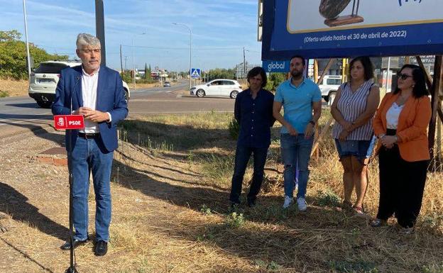El PSOE valora la inversión del Gobierno para mejorar la travesía de Villafranca: «es una reivindicación socialista desde hace 15 años»