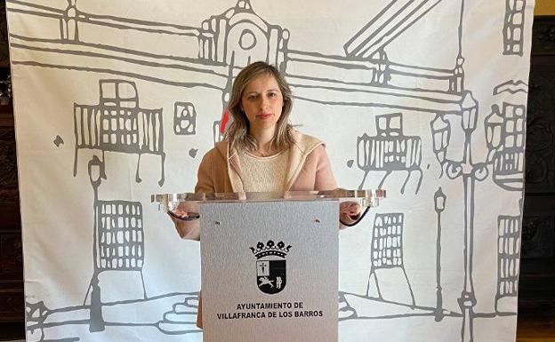 Carmen Romero, concejal de Empleo en rueda de prensa. /Mª ÁNGELES PUERTO