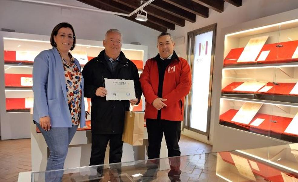 El MUVI entrega el premio a la mejor transcripción del concurso de la muestra documental del archivo histórico municipal de Villafranca