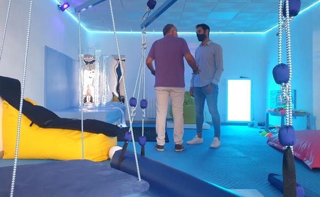 Inclusives estrena sala multisensorial con el apoyo de José Manuel Calderón