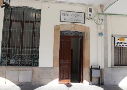 Los beneficiarios de vales para la compra de libros de texto podrán recogerlos el 6 y 7 de septiembre
