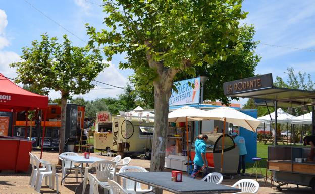 Un total de nueve foodtruck se darán cita en el Parque El Rodeo