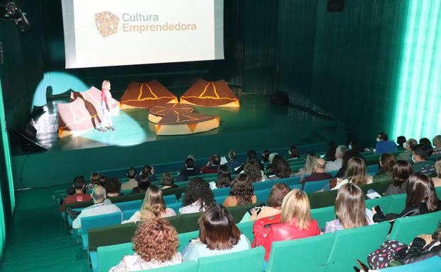 500 docentes debaten sobre la cultura del emprendimiento