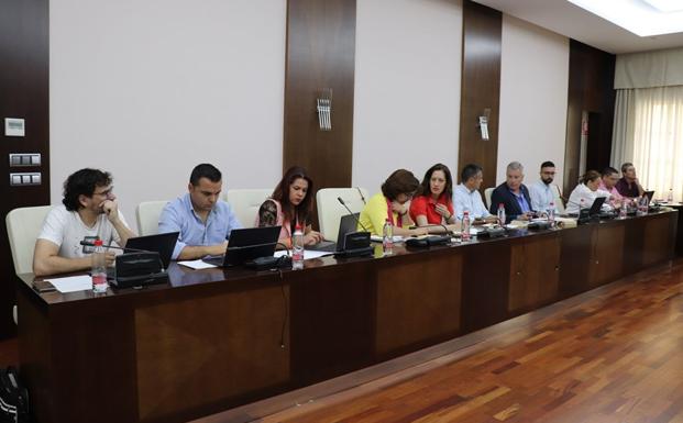 Emilio Rodríguez, número 15 en la lista de Unidas IU Podemos, ocupará la vacante en la corporación municipal