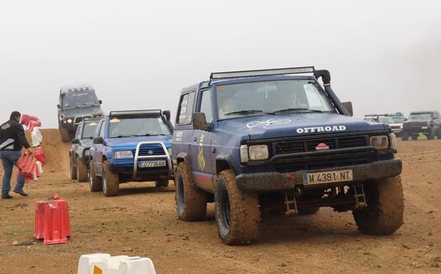 El Club Abre Verea estrena un circuito de 4x4 junto al campo de vuelo Juan de la Cierva