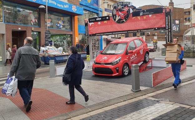 El sorteo del coche expuesto en Las Pasaderas será esta tarde sin presencialidad