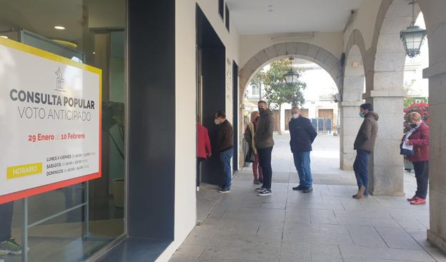 La votación anticipada en Villanueva de la Serena acumula en una semana 1.873 votos