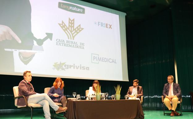 Los empresarios advierten de la necesidad de crear mano de obra cualificada