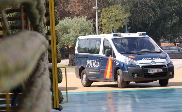 La Policía Nacional elabora un folleto con consejos para evitar la ocupación ilegal de inmuebles