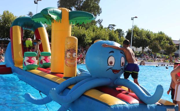 Las entradas para la fiesta del agua en la piscina están a la venta desde hoy