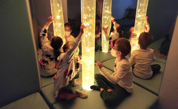 Unos 30 usuarios utilizan la sala multisensorial en su primer año de funcionamiento