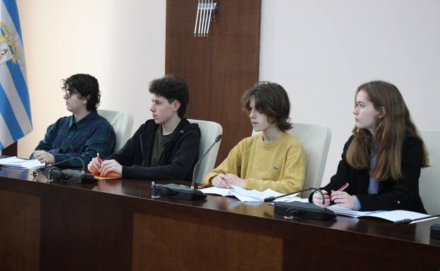 Los jóvenes piden al alcalde una pista de parkour