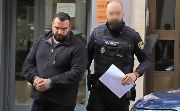 Prisión provisional para el detenido en Villanueva por agredir a su pareja con un cuchillo