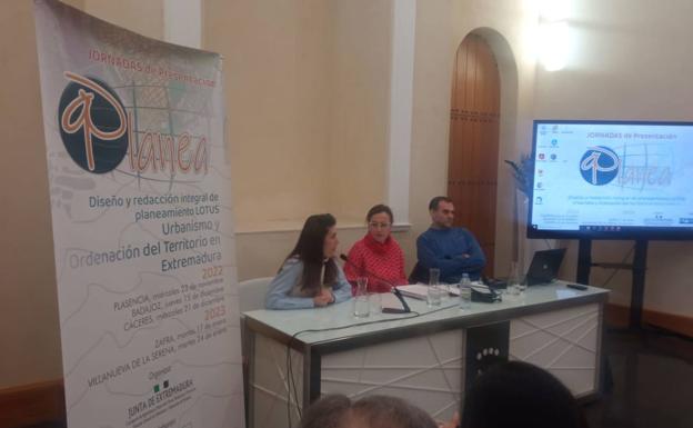 Presentado el proyecto Planea, herramienta informática de diseño de planeamiento urbanístico y territorial