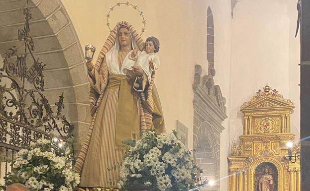 De tradiciones: Las Candelas