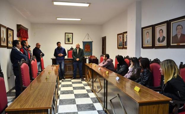 Presentada la Escuela de 'Pintura industrial y decorativa en construcción' en Villanueva