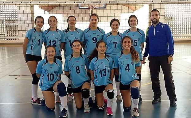 Los equipos de voleibol de Alconchel-Villanueva femenino se colocan primeros de grupo
