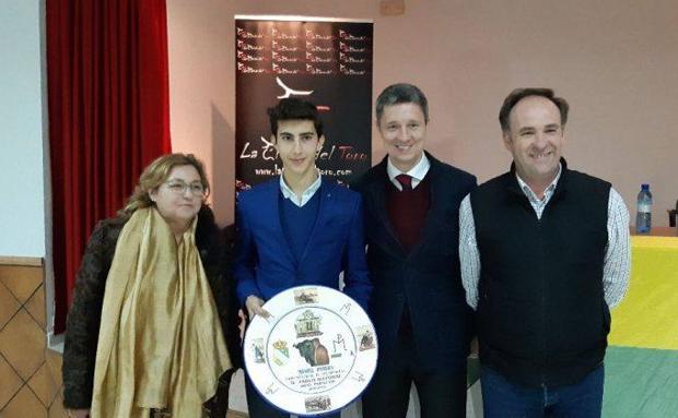 Manuel Perera suma a su palmarés el trofeo a la mejor estocada de Alalpardo