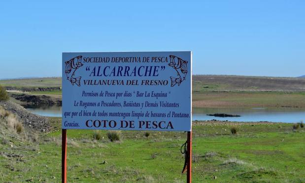 La Sociedad Alcarrache organiza un concurso de pesca navideño