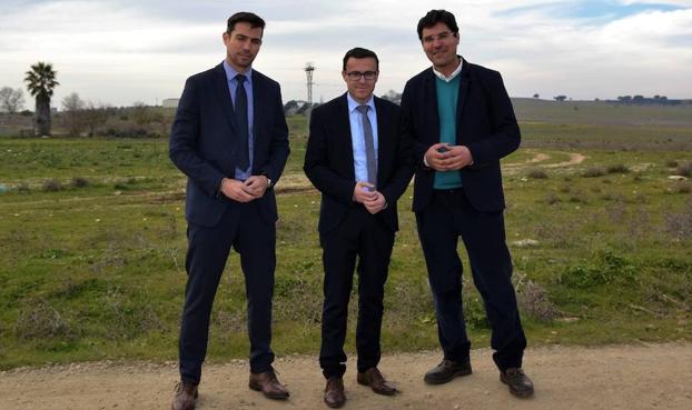El presidente de la Diputación visitó el regadío en el que invertirá 321.000 euros