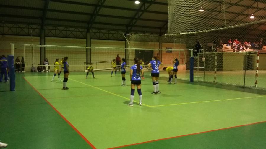 El equipo cadete de vóley femenino se clasifica para los provinciales