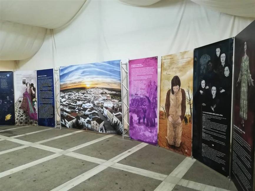 Las inclemencias del tiempo eclipsan el comienzo de la XII Feria del Libro