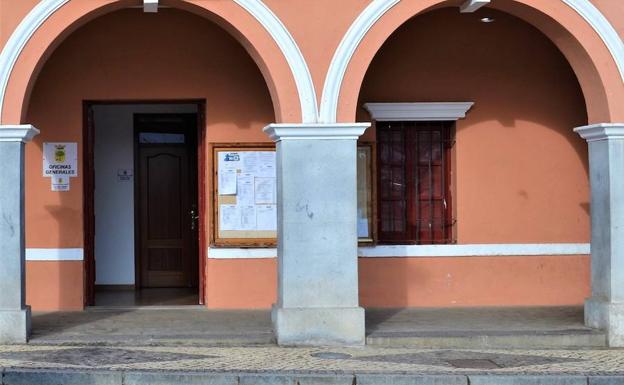 El Ayuntamiento oferta 6 puestos de trabajo pertenecientes al Plan de Empleo Social