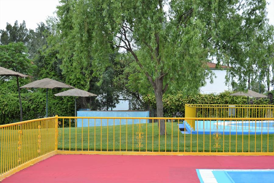 Se ultiman los preparativos de la Piscina Municipal ante su inminente apertura