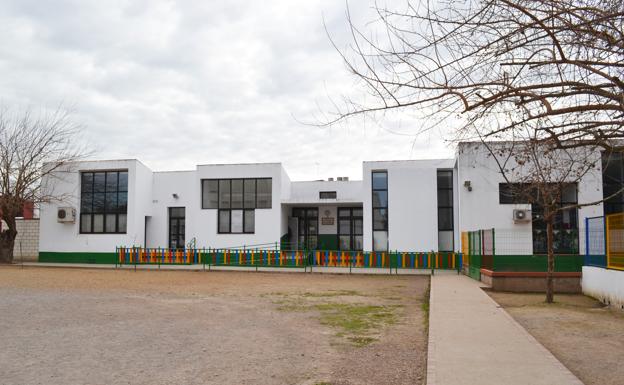 29 niños becados con comedor recibirán desde hoy el servicio de alimentos