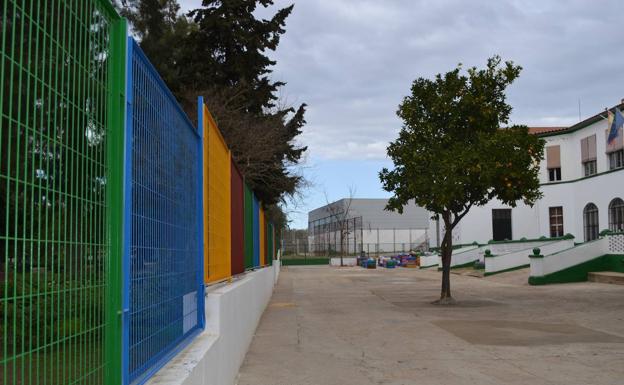 Podría darse un mes y medio de clases para acabar el curso lectivo