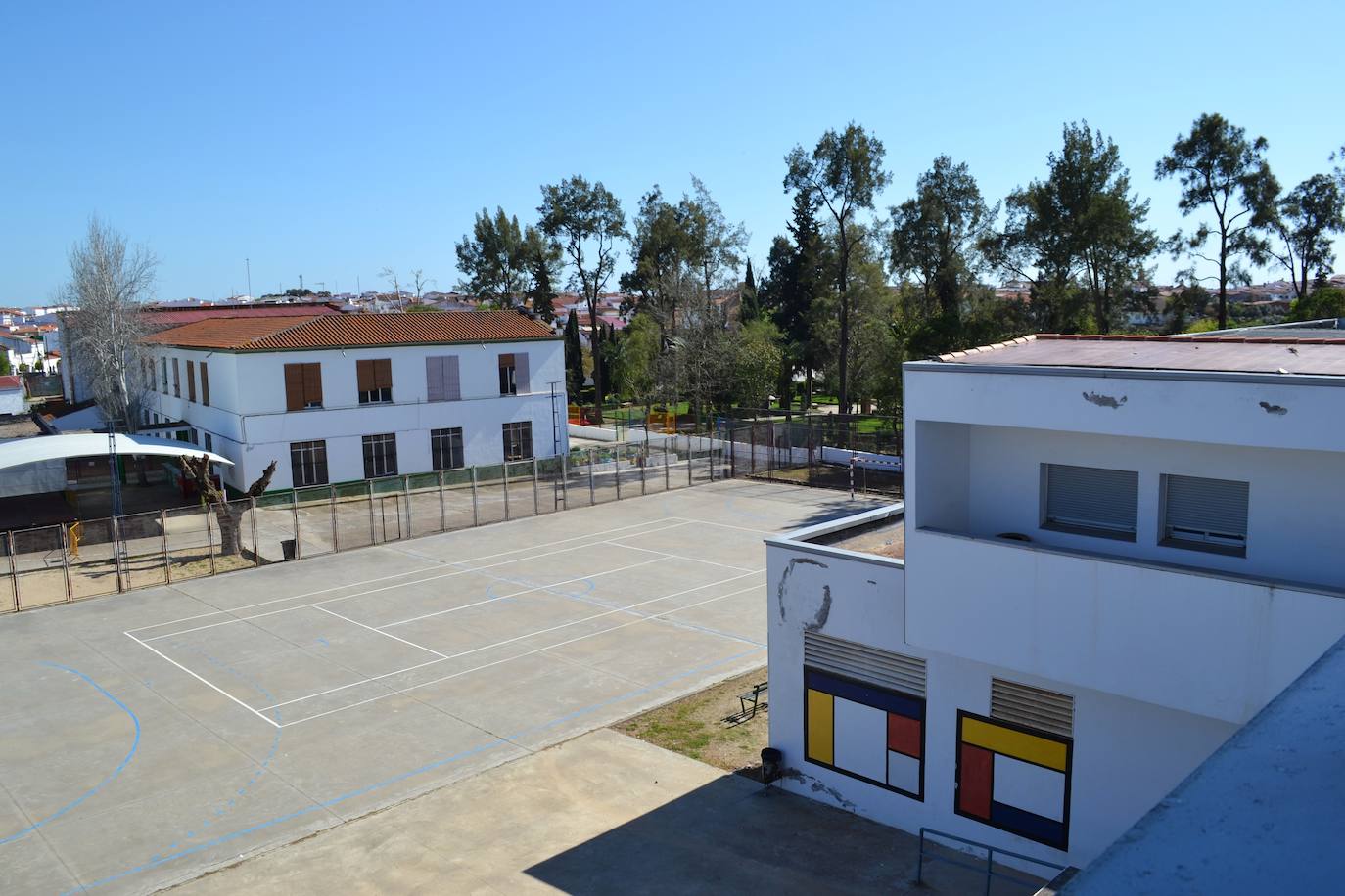 Las matrículas de los alumnos de Educación Infantil, Primaria, ESO y Bachillerato se formalizarán de manera online