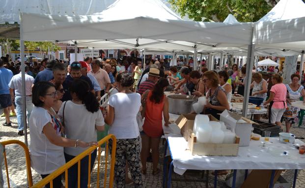 La AECC sustituirá la garbanzada de la Feria por diversas formas de colaboración