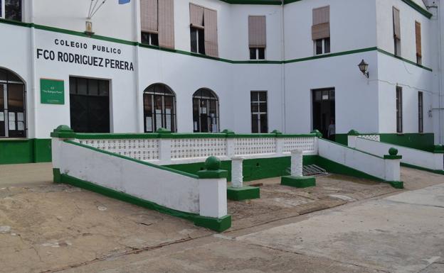 El COVID deja un nuevo positivo y un aula de primaria en cuarentena
