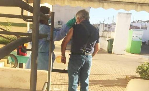 Salud Pública notifica 3 positivos más a COVID con los que se alcanzan los 43 casos acumulados, 26 de ellos activos