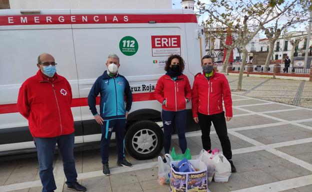 La Dinamización Deportiva de la Mancomunidad de Olivenza recauda unos 800 kilos de alimentos con el evento 'Jondeá 2020'
